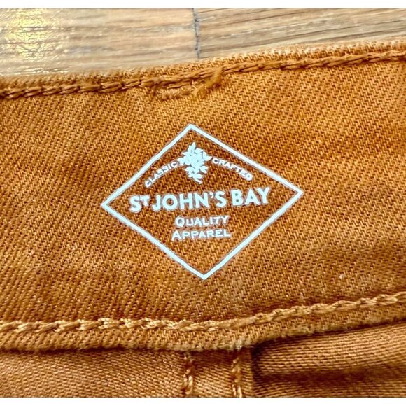 St John’s Bay Women’s Pants Size 8 Brown - Picture 3 of 5